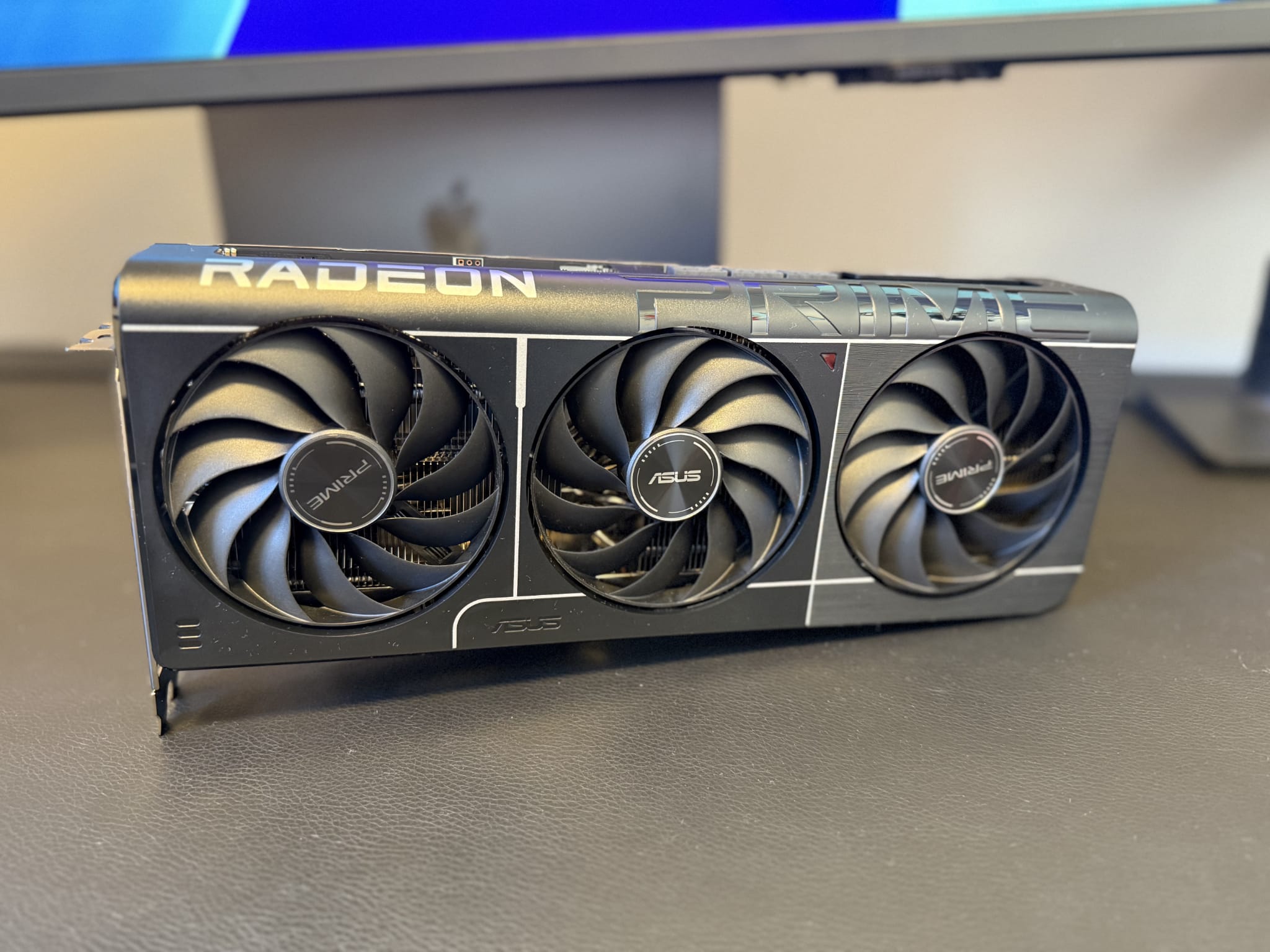 AMD Radeon RX 9070 XT